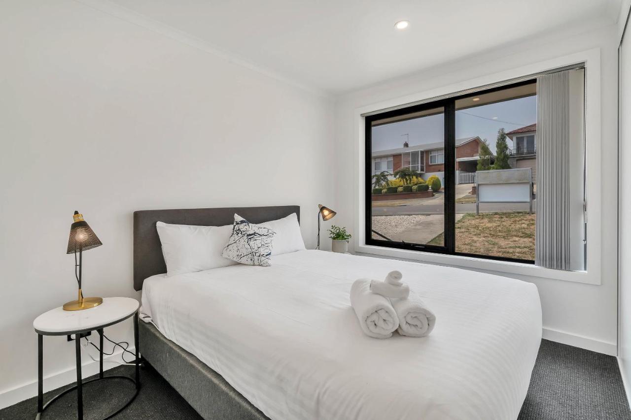 Youngtown Executive Apartments - 2Br Included, Free Parking & Wifi, Sofa Bed & Cot Fee Applies Лонсестън Екстериор снимка